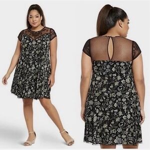 New Torrid Size 4 Floral Mesh Lace Cap Sleeve Dress Boho Romantic Gauze A-Line